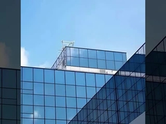 Ściana zasłona z półukrytej ramy