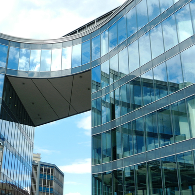 Uszczelnienie modułowego systemu kurtyny termicznej za pomocą uszczelek EPDM i systemu uszczelniającego